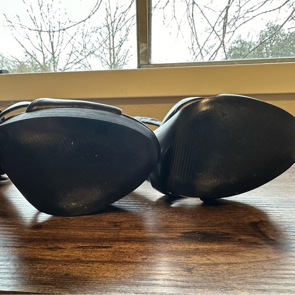 Nine West Platform Strap On Heels - Picture 6 of 9